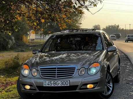 Mercedes E 240 2002