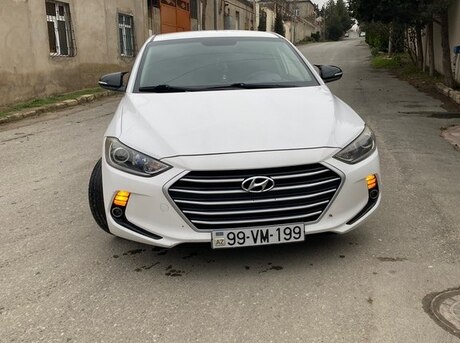 Hyundai Elantra 2016