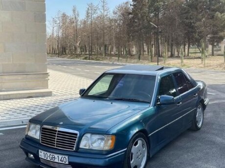 Mercedes 230 E