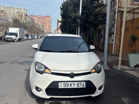 MG 3 2012