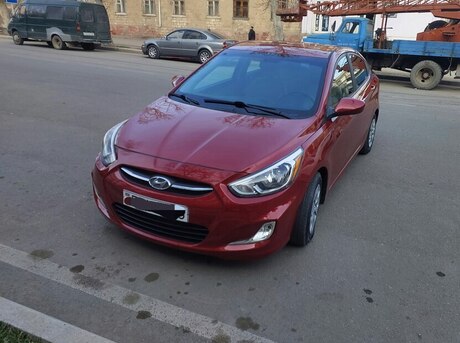 Hyundai Accent