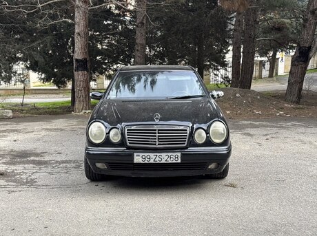 Mercedes E 240 1999