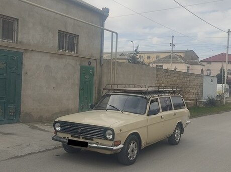 GAZ 24 1979