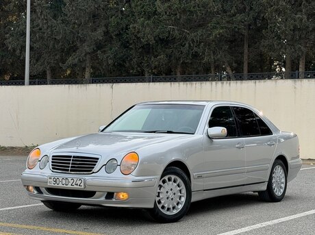 Mercedes E 200 2000