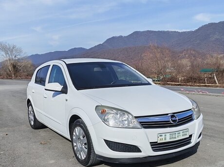 Opel Astra 2008