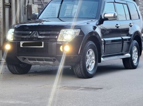 Mitsubishi Pajero 2008