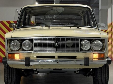 LADA (VAZ) 2106 1990