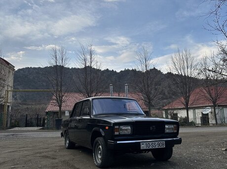 LADA (VAZ) 2107 2010