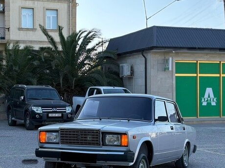 LADA (VAZ) 2107 2010