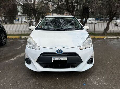 Toyota Aqua 2016