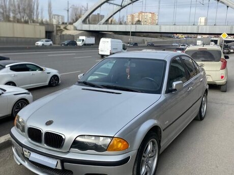 BMW 325 2000