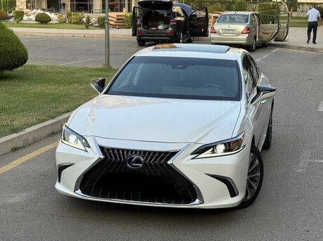 Lexus ES 300h
