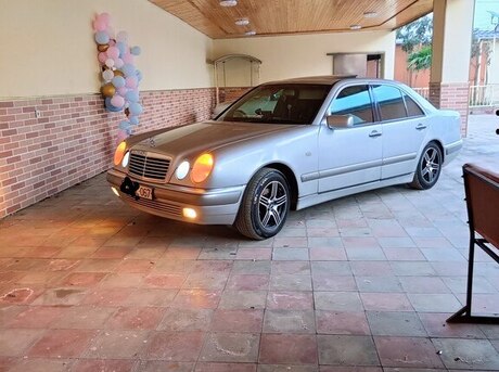 Mercedes E 230 1997