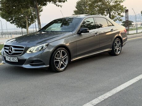 Mercedes E 220 2015