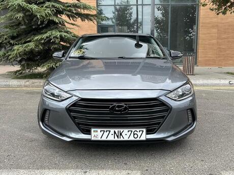 Hyundai Elantra 2016