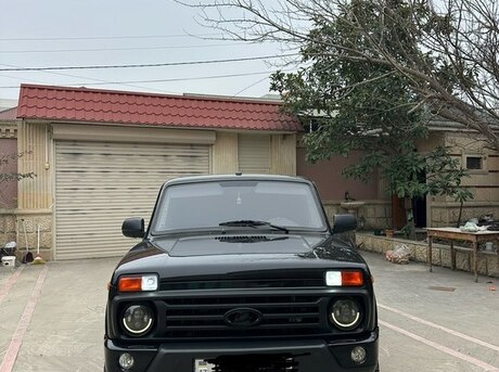 LADA (VAZ) Niva 2023
