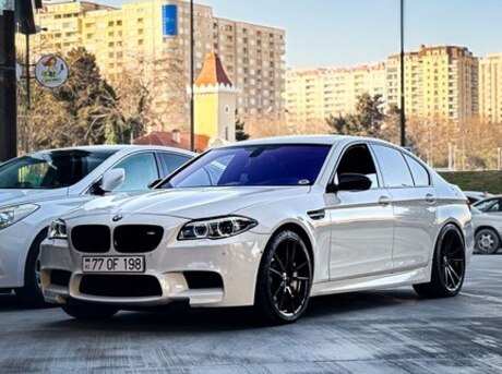 BMW M5