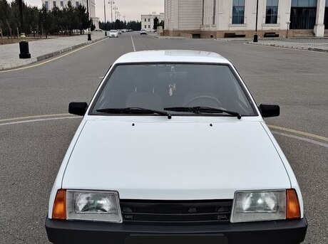 LADA (VAZ) 21099 2000