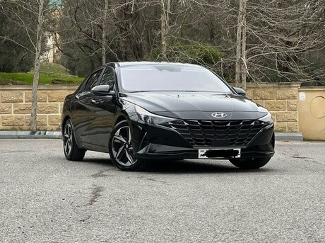 Hyundai Elantra 2021