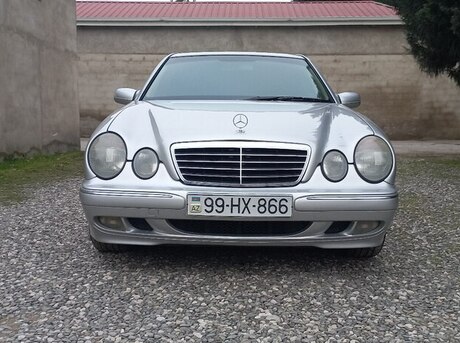 Mercedes E 270 2000