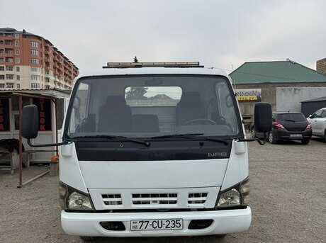 Isuzu NPR 66 P 2008