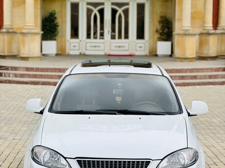 Daewoo Gentra 2014