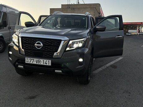 Nissan Navara