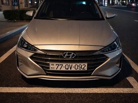Hyundai Elantra 2020