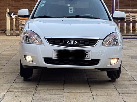 LADA (VAZ) Priora 2015