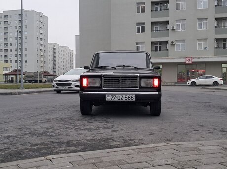 LADA (VAZ) 2107