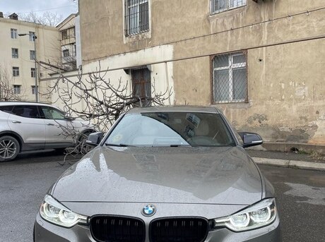 BMW 330 2017