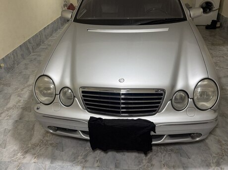 Mercedes E 320 2001