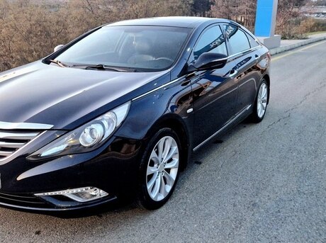 Hyundai Sonata 2010