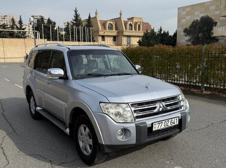 Mitsubishi Pajero 2008