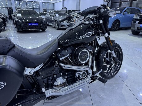 Harley-Davidson FLTRX Road Glide