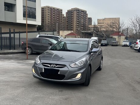 Hyundai Accent 2015