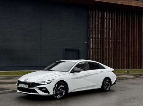Hyundai Elantra 2025