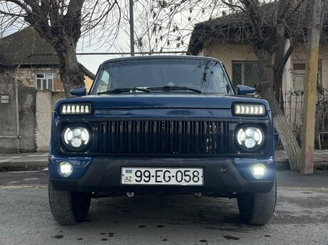 LADA (VAZ) Niva 2013