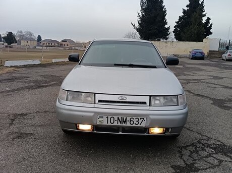 LADA (VAZ) 2112