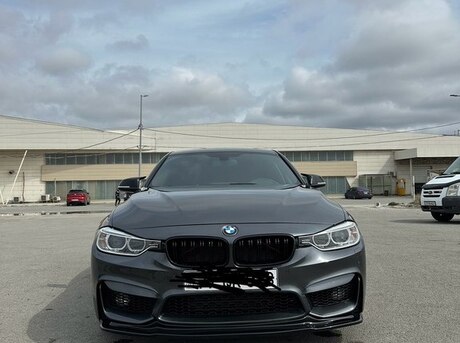 BMW 330 2015