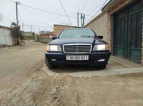 Mercedes C 180