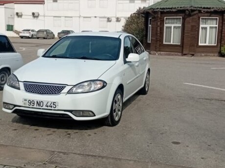 Daewoo Gentra 2014