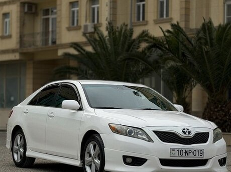 Toyota Camry 2010