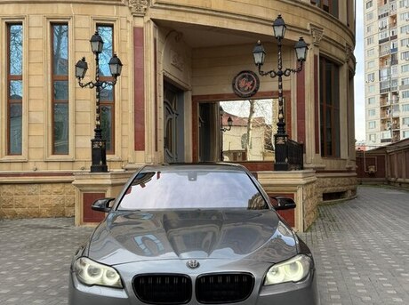 BMW 528