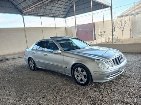 Mercedes E 350 2005