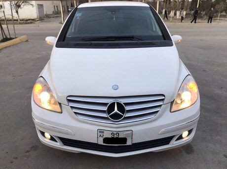 Mercedes B 170