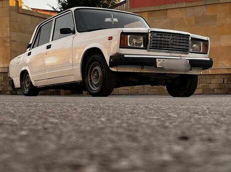 LADA (VAZ) 2107 2004