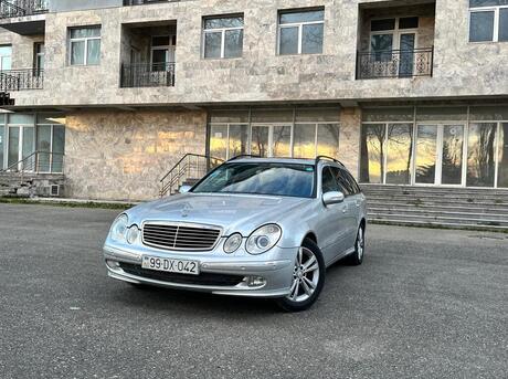 Mercedes  2003