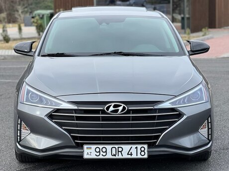 Hyundai Elantra 2019