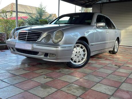 Mercedes E 280 1999